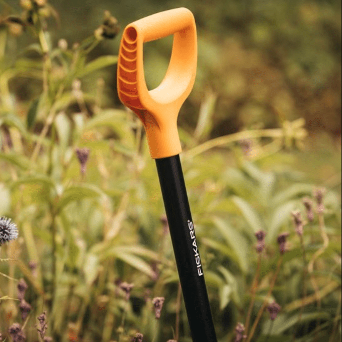Fiskars Kerti kiegészítők FISKARS Solid Kerek Ásólapát